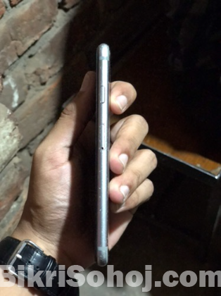 iPhone 6S (128GB)